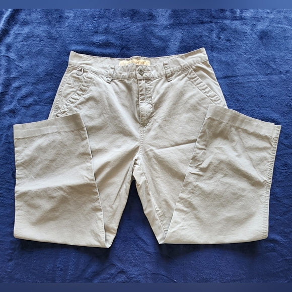 Cabela's Khaki‎ Women's Sz.10 Straight Legged Hiking Pants - Picture 1 of 8